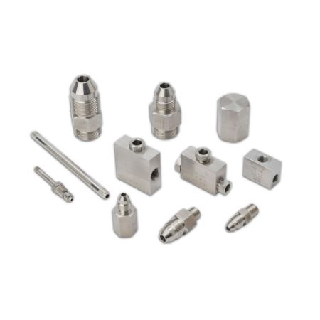 Picture for category Medium Pressure Adapters